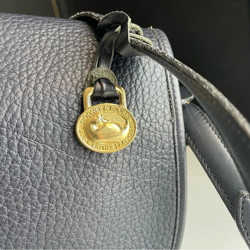 Dooney and Bourke AWL Leather Navy Blue Saddle crossbody Bag - Picture 12 of 15